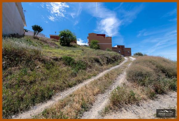 Terreno en calle el Oboe