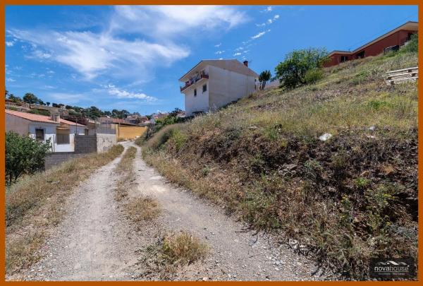Terreno en calle el Oboe