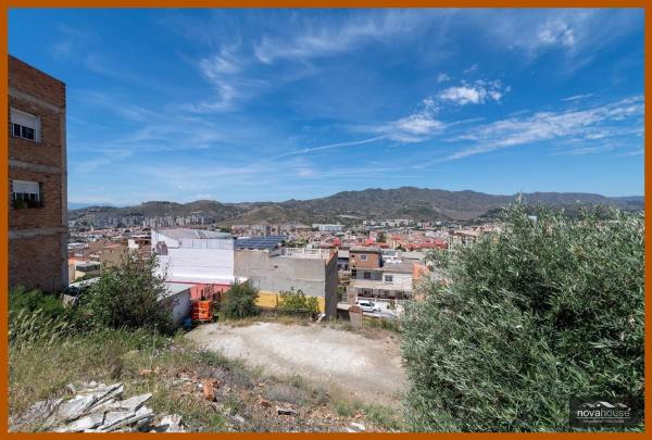 Terreno en calle el Oboe