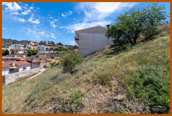 Terreno en calle el Oboe