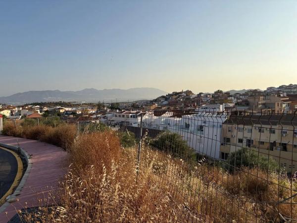 Terreno en calle Poeta Gloria Fuertes