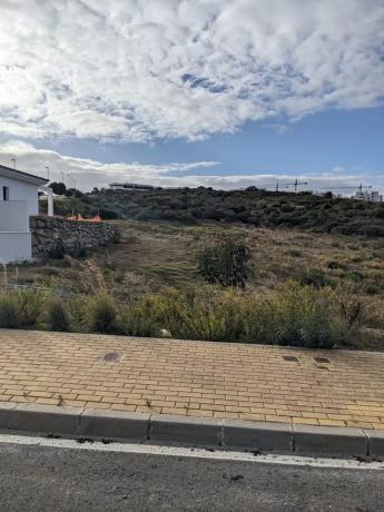 Terreno en Urbanizacion Camarate Golf, 3 v