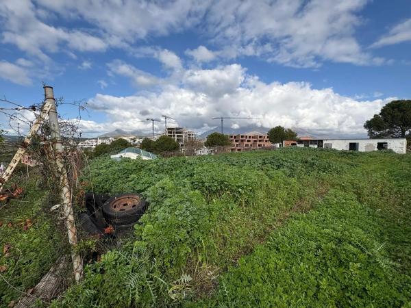 Terreno en Poligono Bellota s/n