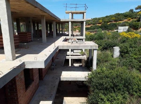 Terreno en calle Doña Julia