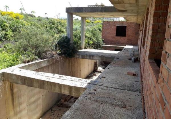 Terreno en calle Doña Julia