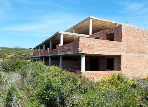 Terreno en calle Doña Julia