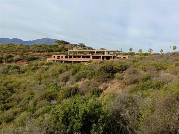 Terreno en calle Doña Julia