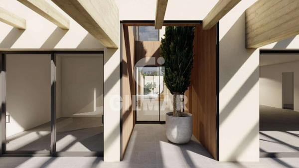 Terreno en calle Traíña