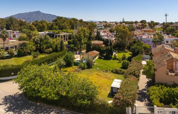 Terreno en avenida Pernet