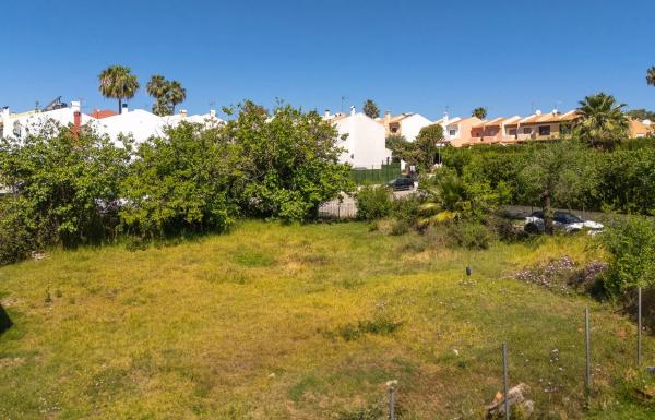 Terreno en avenida Pernet