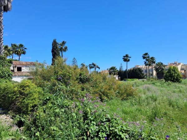 Terreno en Urbanización Zarza del Paraíso, 13