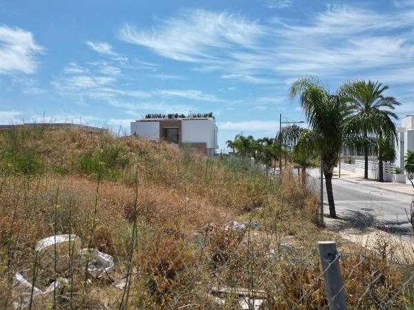 Terreno en Sup-e9 Norte Cancelada