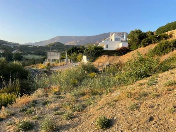Terreno en calle Cuba Bajo
