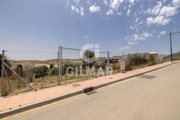 Terreno en calle Guatemala