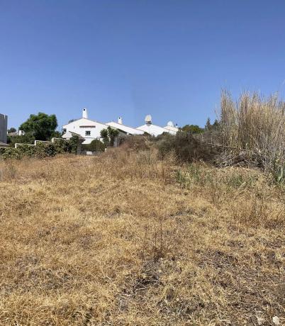 Terreno en calle del Pinsapo, 36