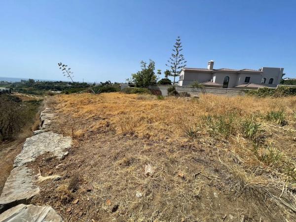 Terreno en calle del Pinsapo, 36