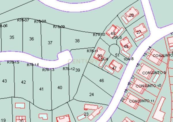 Terreno en calle los Almendros, 23