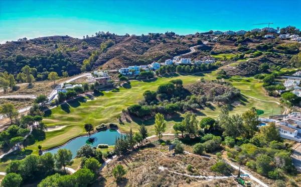 Terreno en avenida Sierra Nevada, 1