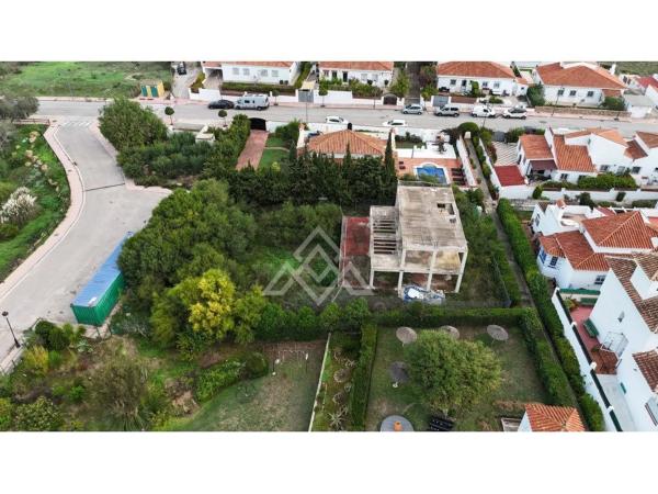 Terreno en Alcorrín