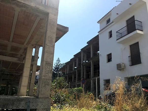 Terreno en calle Cruces