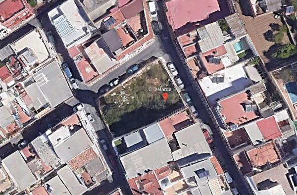 Terreno en calle Velarde, 127