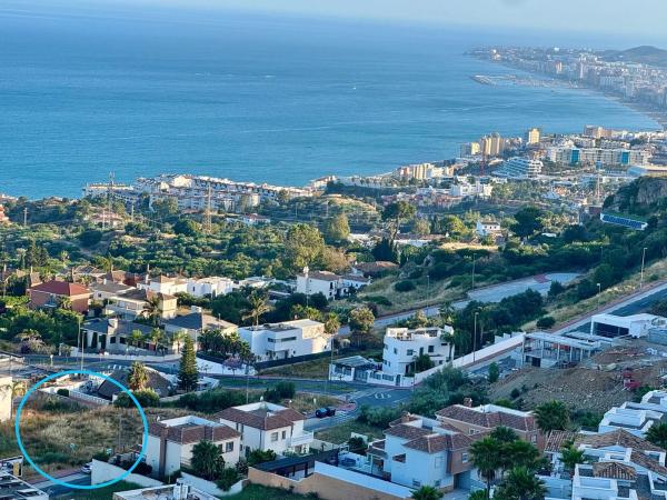 Terreno en calle Rododendro s/n