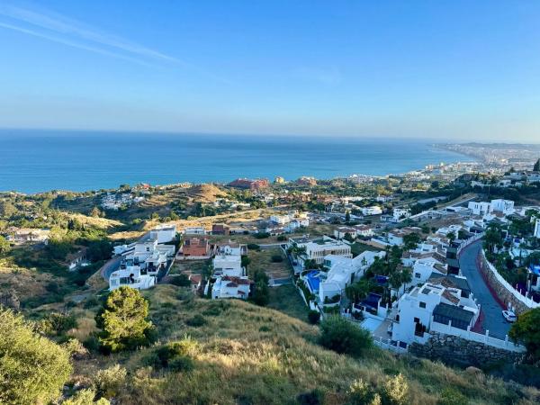 Terreno en calle Rododendro s/n