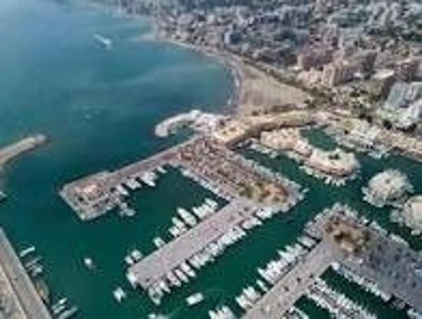 Terreno en calle Velarde