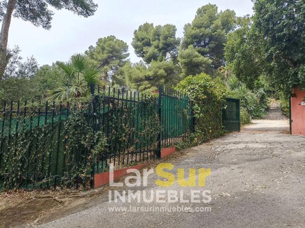 Terreno en calle Torcal, 7 b