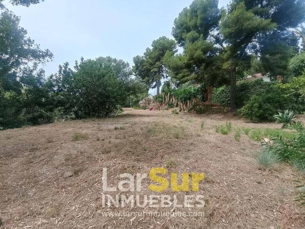 Terreno en calle Torcal, 7 b