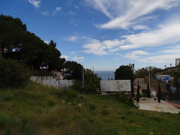 Terreno en carretera Costa del Sol