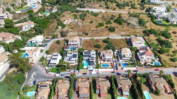 Terreno en calle Afelandra, 10