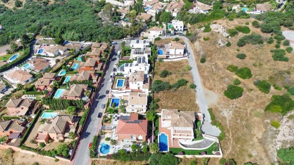 Terreno en calle Afelandra, 10