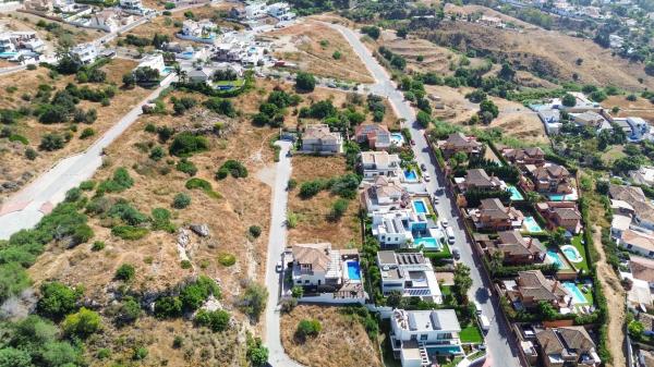 Terreno en calle Afelandra, 10