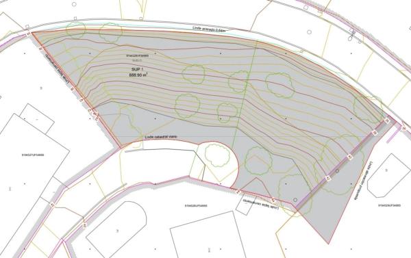 Terreno en calle Amanecer, 17