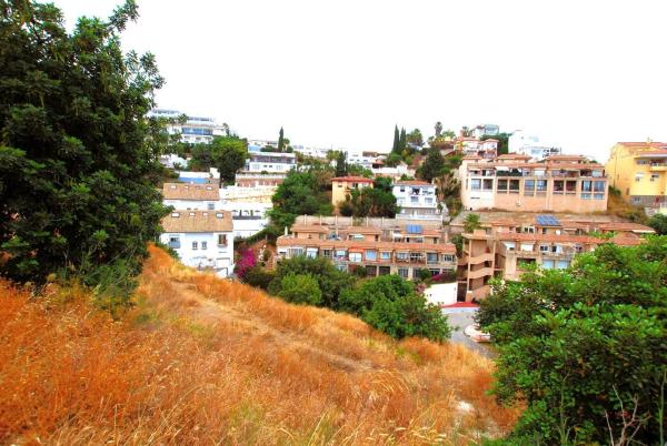 Terreno en calle Mimosas
