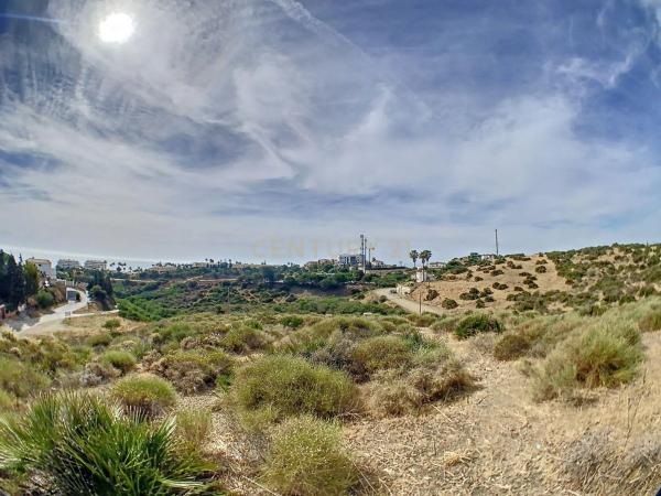 Terreno en calle Jineta