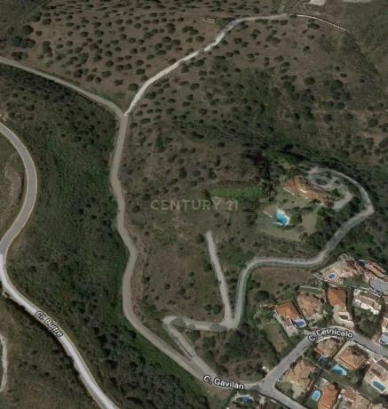 Terreno en calle Oropéndola del Chaparral, 1