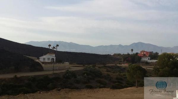 Terreno en calle Jineta