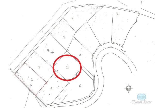 Terreno en calle Jineta