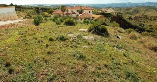 Terreno en calle Mijas del Faro