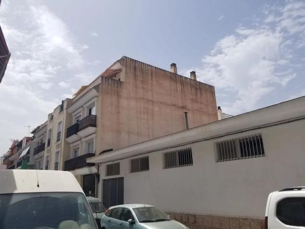 Terreno en calle Gladiolos