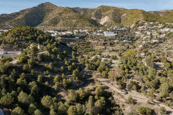 Terreno en carretera Mijas-Fuengirola