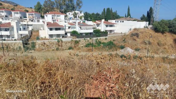 Terreno en carretera Mijas-Fuengirola