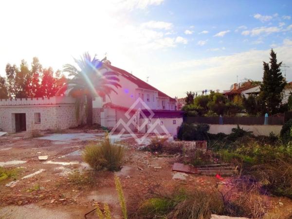 Terreno en calle Olivo de Calypso, 40 -148