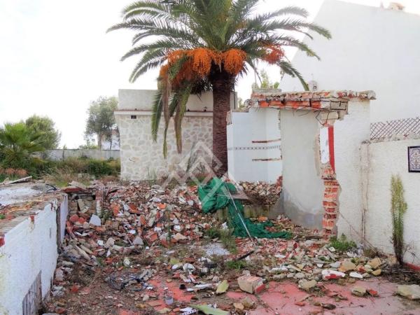 Terreno en calle Olivo de Calypso, 40 -148