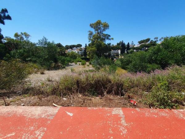Terreno en Sitio de Calahonda