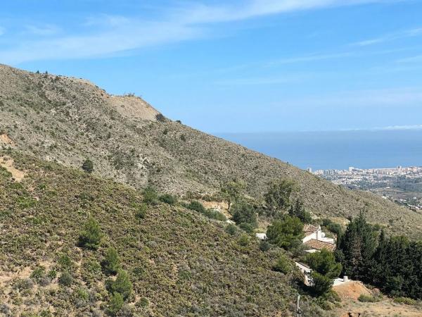 Terreno en camino de los Pilones