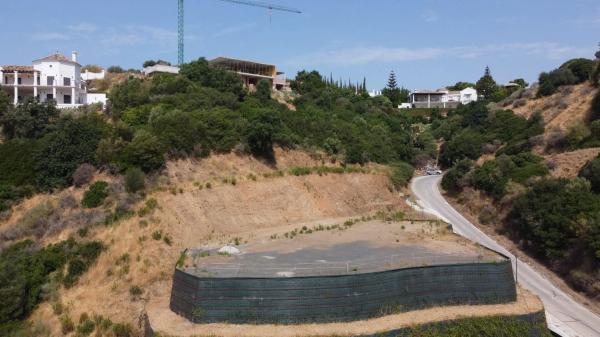 Terreno en alto Urbanizacion Montemayor, 31