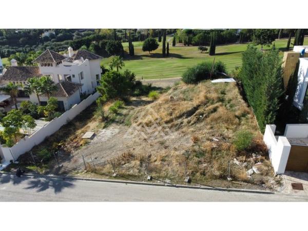 Terreno en calle Gene Kelly, 5 -8